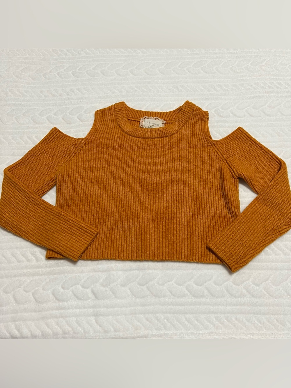 💗 Btween - Girls Cut-Out Shoulder Ribbed Cropped Sweater